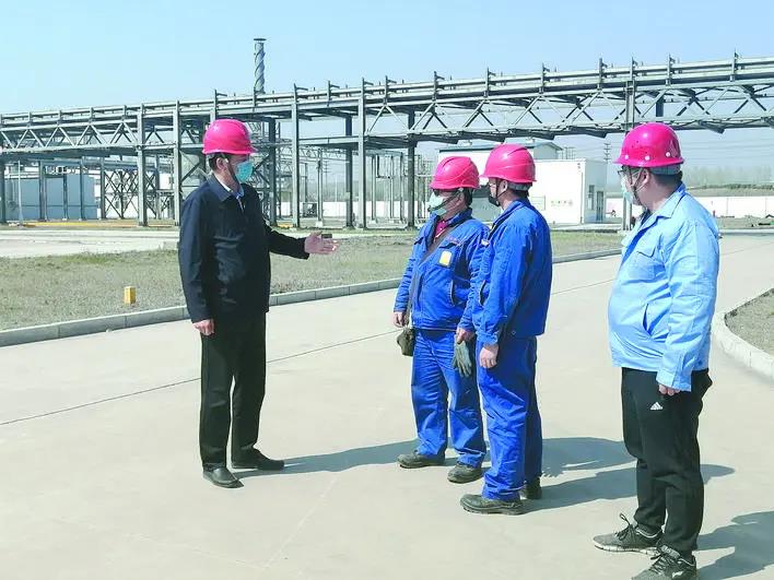 全國應急管理系統(tǒng)全力保障復工復產(chǎn)工作綜述(圖4) 全國應急管理系統(tǒng)全力保障復工復產(chǎn)工作綜述(圖4)