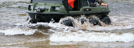 極端地形應(yīng)急救援先驅(qū)- 成都捷隆行國際貿(mào)易有限公司正式發(fā)布Mudd-Ox水陸兩棲車（一）(圖2)