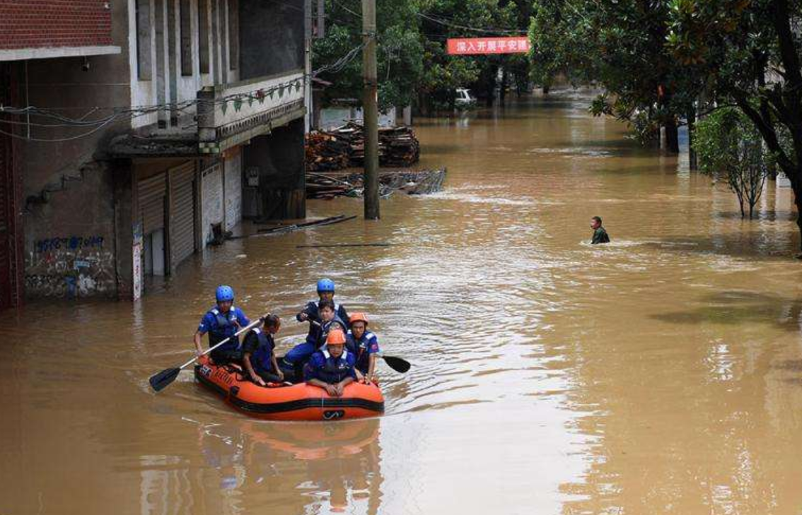 廣東嚴(yán)重內(nèi)澇，日常救援常識你應(yīng)該知道！(圖2)