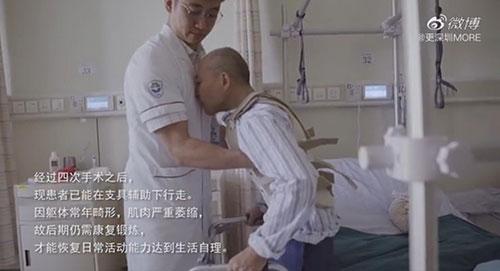 身體被敲斷4次的折疊人出院，打開折疊人生(圖14)