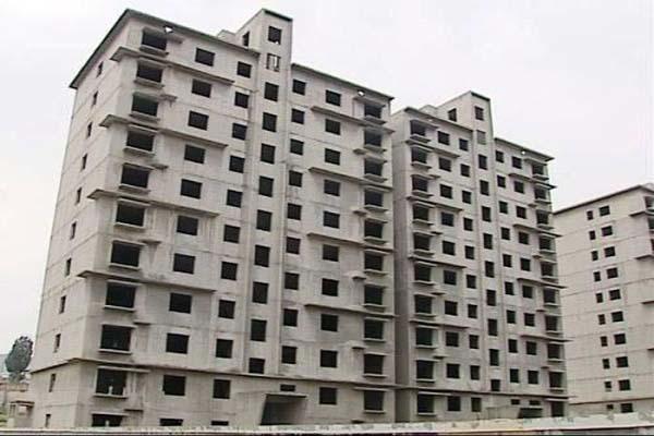 昆明30戶居民住進爛尾樓：靠電瓶供電，小區(qū)名叫“別樣幸福城”(圖3)