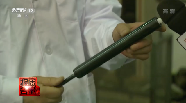 央視曝光，你常坐的這些辦公椅不合格！爆炸、起火，還會致癌