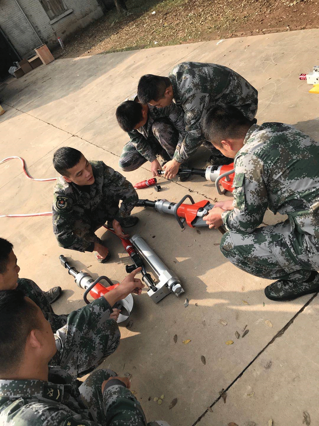 【交付紀(jì)實】探訪部隊交付現(xiàn)場,領(lǐng)略歐盾品質(zhì)(圖4) 【交付紀(jì)實】探訪部隊交付現(xiàn)場,領(lǐng)略歐盾品質(zhì)(圖4)