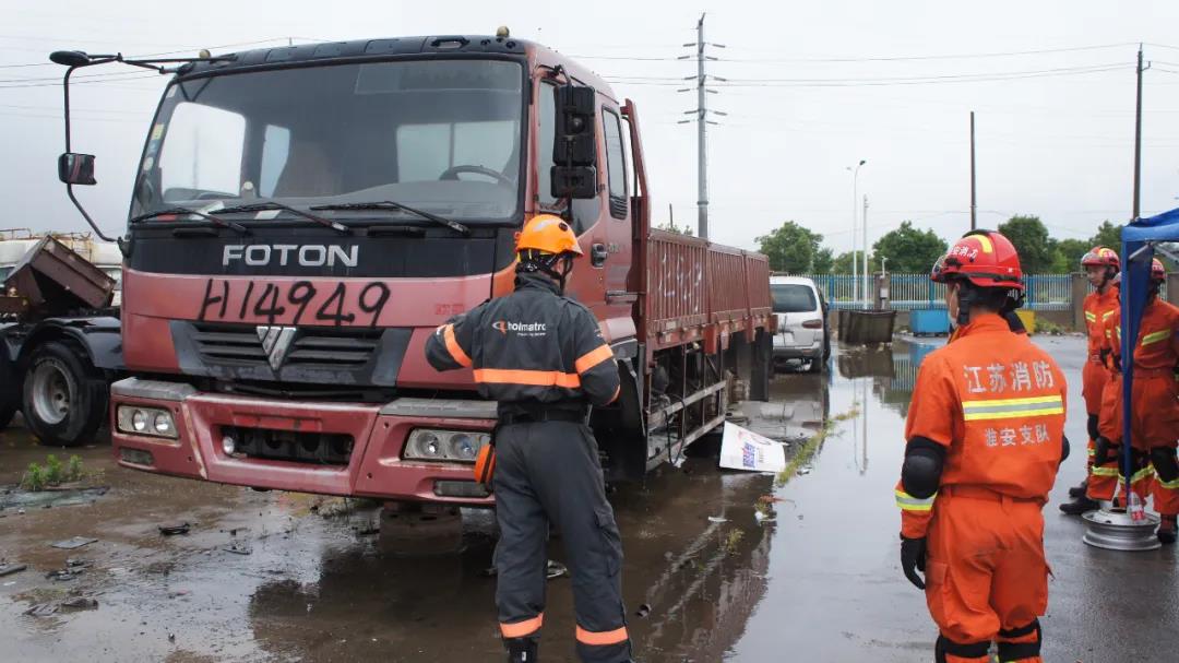 消防技術(shù):大型車輛穩(wěn)固(圖4) 消防技術(shù):大型車輛穩(wěn)固(圖4)