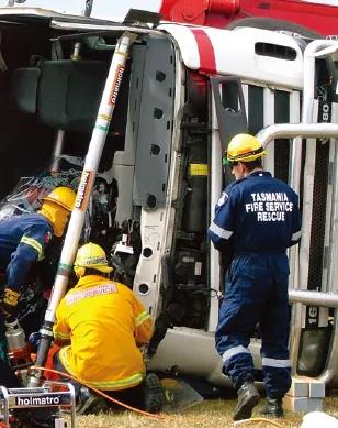 消防技術(shù):大型車輛穩(wěn)固(圖11) 消防技術(shù):大型車輛穩(wěn)固(圖11)