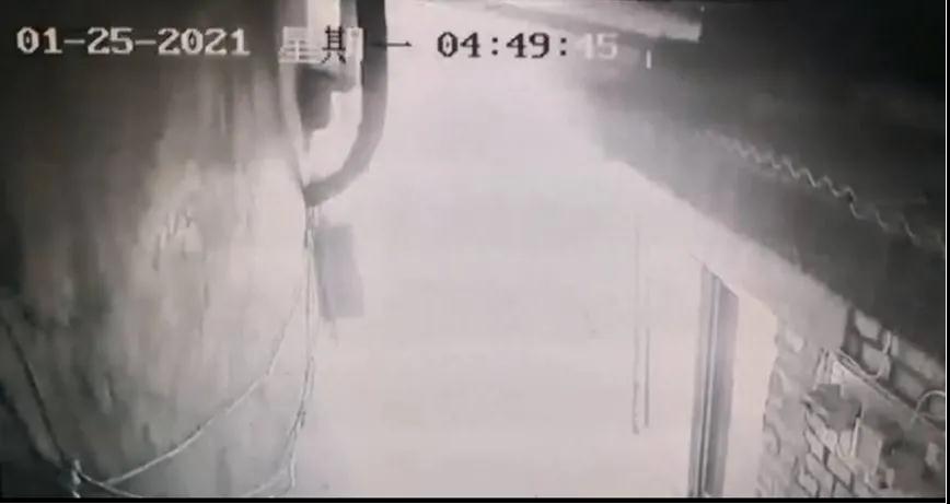 1米，5秒，兩人致死！電動(dòng)自行車(chē)蓄電池火災(zāi)警示！(圖3)