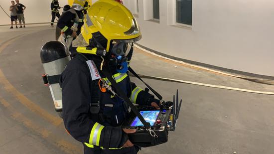 消防機(jī)器人、水下航行器…北京應(yīng)急救援新添“機(jī)器戰(zhàn)警”(圖3)